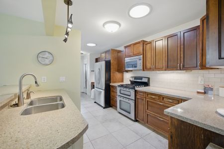 For Lease - 55 Don Valley Drive, Toronto, Ontario - Photo 5