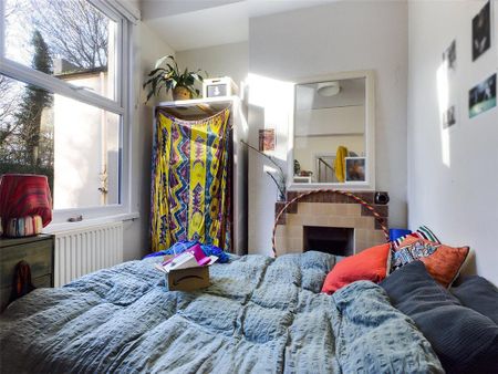 5 bedroom terraced house to rent - Photo 4