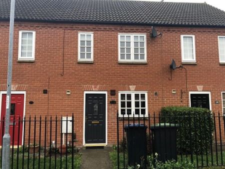 2 bedroom terraced house to rent - Photo 3