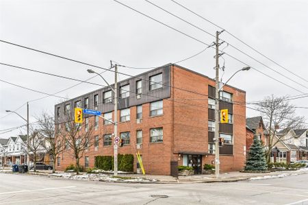 For Lease - 325 Sammon Avenue Unit# 207, Toronto, Ontario - Photo 2