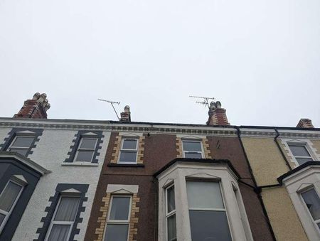 Mostyn Avenue, Llandudno, LL30 - Photo 5