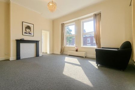 3 bedroom apartment to rent - Photo 2