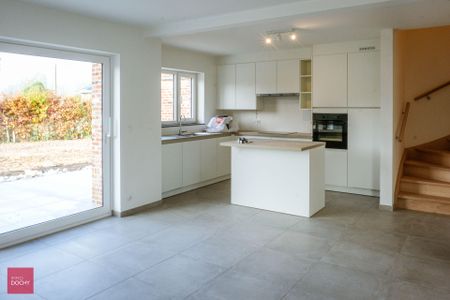 Nieuwgebouwde energiezuinige halfopen woning te Desselgem - Photo 3