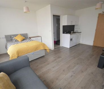 Studio to rent - Photo 4