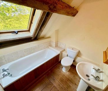 3 bedroom barn conversion to rent - Photo 3