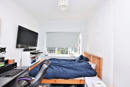 2 bedroom House To Let - Photo 3