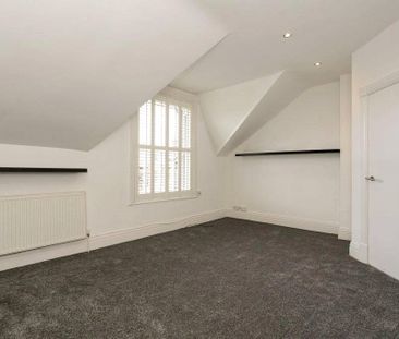 3 bedroom apartment to rent - Photo 4