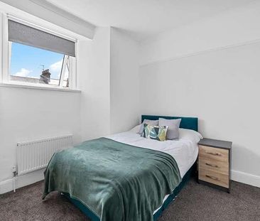 St James Place West, Plymouth, PL1 - Photo 3