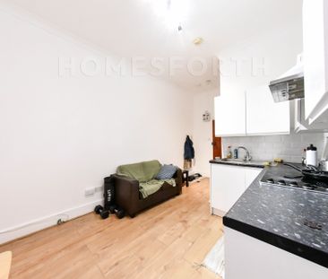 1 Bedroom Flat - Photo 2