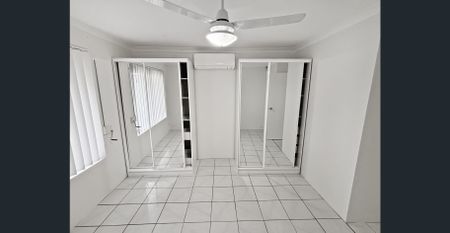 Neat and Tidy Home! - Photo 4