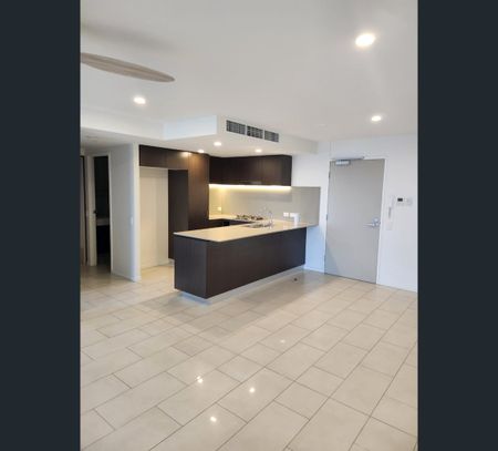 305/125 Station Rd, Indooroopilly, Qld 4068 - Photo 3