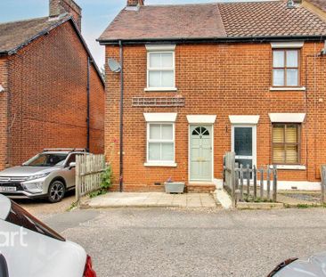 3 bedroom semi-detached house to rent - Photo 1