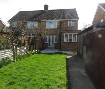 3 bedroom semi-detached house to rent - Photo 1