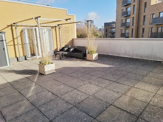 Room in a Shared Flat, Purley Way, CR0 - Photo 1