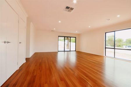 3 Bed, 2 Bath - Photo 3