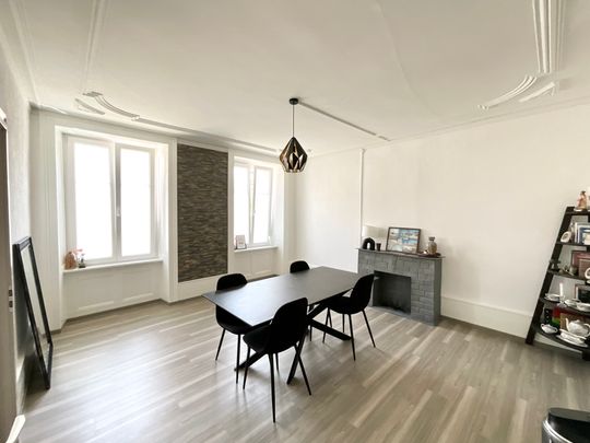 Charmant appartement de 4,5 pièces avec cachet au rez-de-chaussée - Foto 1