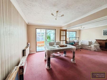 Knollcroft, Shoeburyness, Southend On Se... - Photo 2