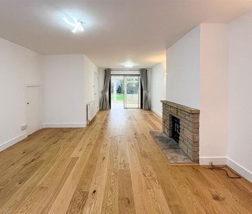 3 bedroom end of terrace house to rent - Photo 1