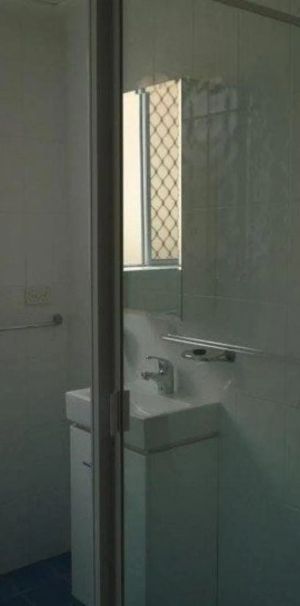 TWO BEDROOM UNIT IN CENTRE OF HURSTVILLE - Photo 1