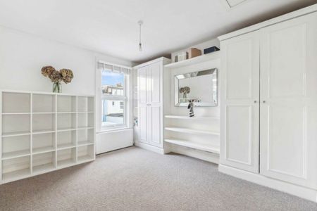 Bruce Road, CR4, London - Photo 2