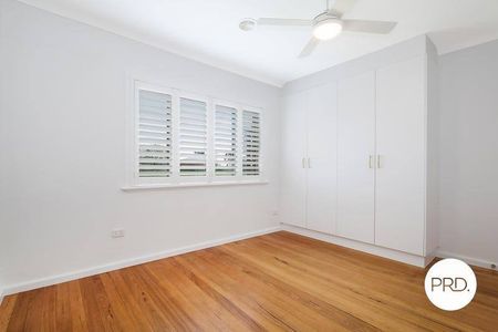 SOUGHT AFTER LOCATION! - Photo 4