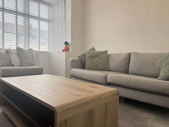 3 bedroom property to rent - Photo 1