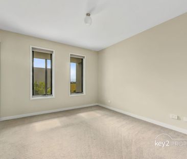 PERFECTLY LOCATED - Photo 5