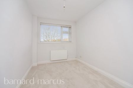 Lovelace Road, SURBITON - Photo 2