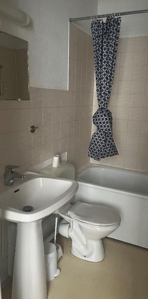 Location Appartement 1 pièce 13m² BORDEAUX 33000 - Photo 2