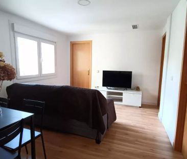 3-bedroom apartment for rent in Puerta del Ángel, bills included - Photo 3