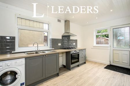 3 bedroom semi detached to rent Prince Edward Street, CW5 - Photo 4