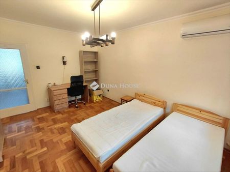 Kiadó átlagos állapotú panel lakás - Debrecen - Fotó 4