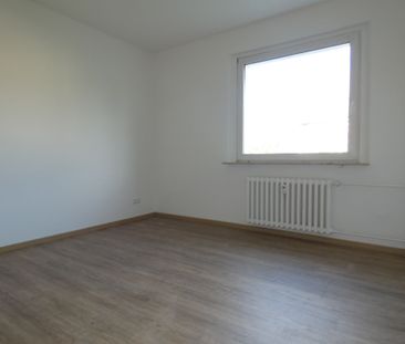 Hier wohnen Sie zentral und im Grünen! Schöne Single-Wohnung ! - Photo 1