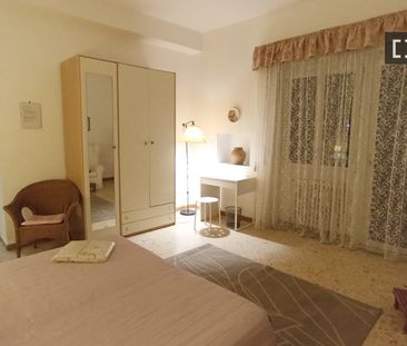 rome, Lazio 00136 - Photo 3