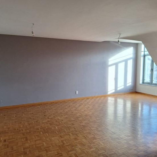 Appartement te huur - Photo 1