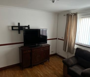 Room in a Shared House, Wilbraham Road, M14 - Photo 5