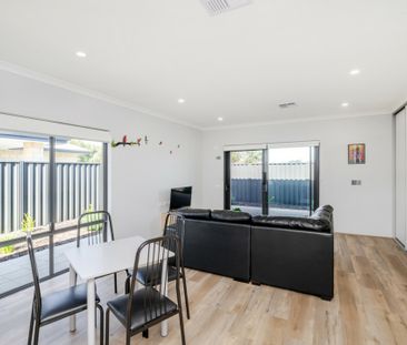 As new family home - ideal locaton - Photo 5