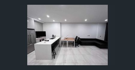 Furnished Two Bedrooms in Rosebery - Photo 5