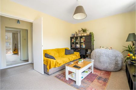 Roy Square, London, E14 8BY - Photo 4