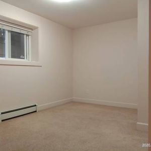 2 bedroom basement for rent - Photo 2