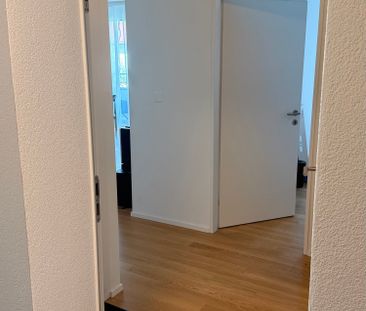 Möblierte, befristete 2.5-Zimmer-Wohnung in Schwamendingen - Photo 4