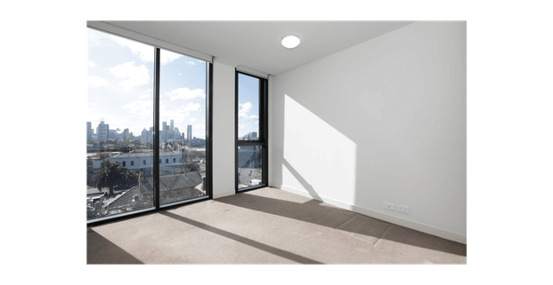 Modern beachside apartment at prime location! - Photo 1