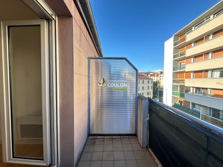 Location Appartement 1 pièce 22m² - Photo 2