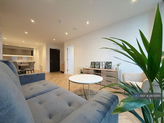 2 bedroom flat to rent - Photo 1