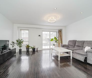 For Lease - 401 Rossland Road, Ajax, Ontario - Photo 5