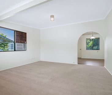 Spacious Renovated 3-Bedroom Home with Air-Con, Huge Storage & Cara... - Photo 3