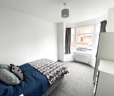 Room 1, 7 Coronation Road, Balby - Photo 1