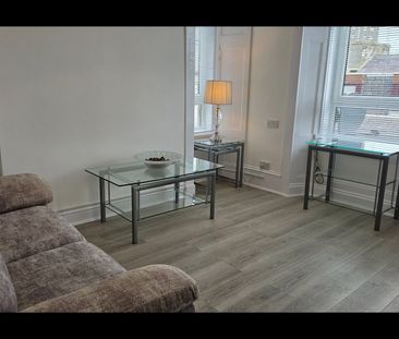 2 Bed Flat, George St, AB25 - Photo 2