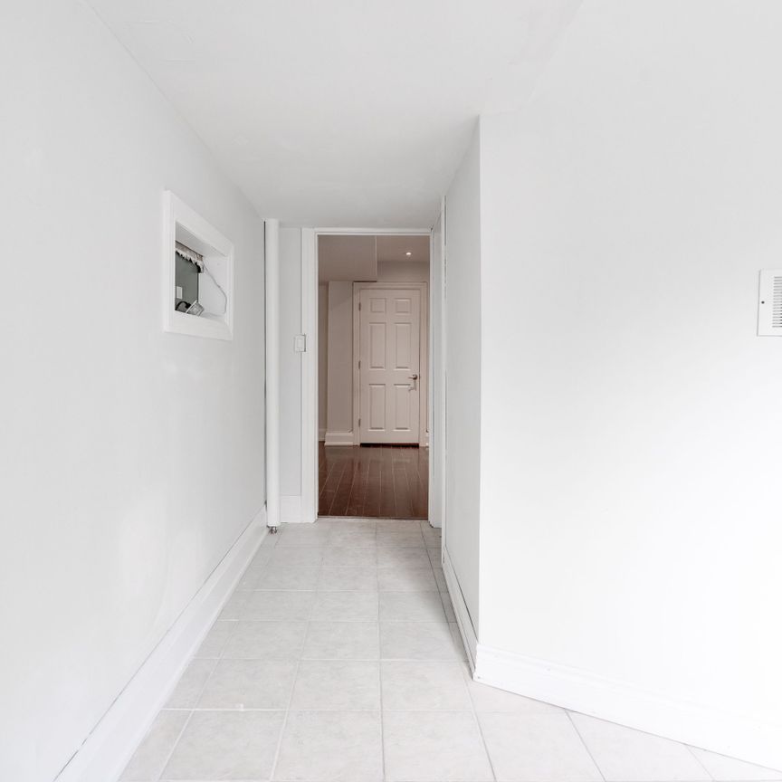 For Lease - 5674 Whitehorn Avenue, Mississauga, Ontario - Photo 1