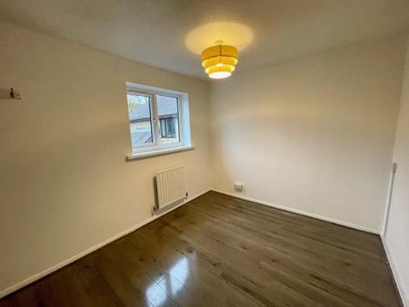 3 bedroom end of terrace house to rent - Photo 5